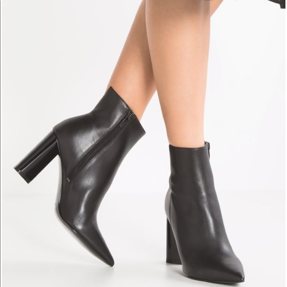 Kendall and Kylie burgundy suede triangle heel - Picture 5 of 8